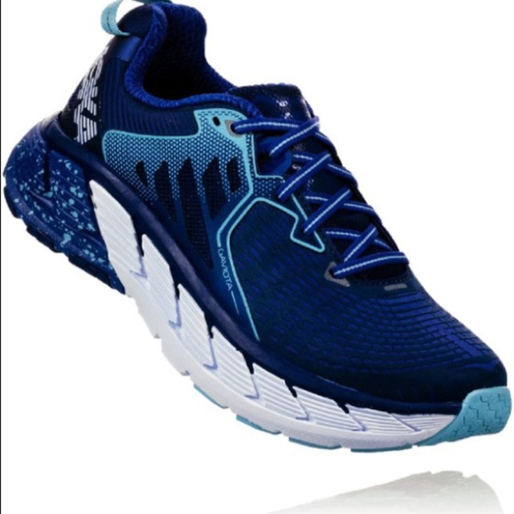 Gaviota running shoes